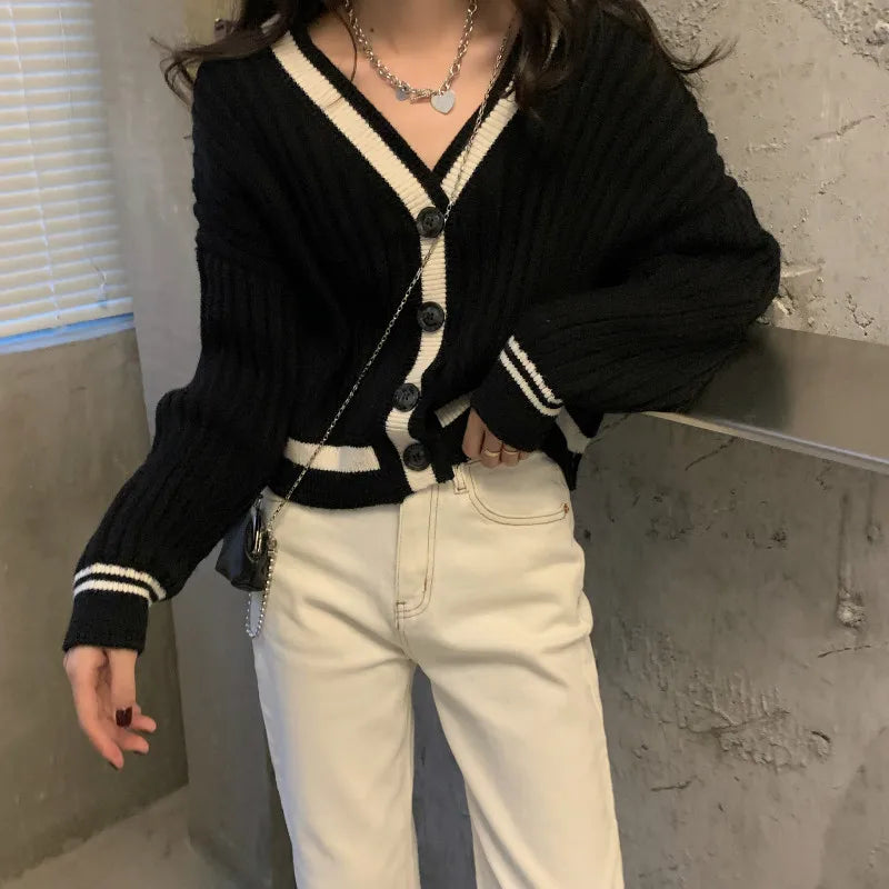 Loose V Neck Striped Cardigan Sweater Coat Autumn Winter Casual Long Sleeve Knitted Korean Style Bottons Elegant Women's Clothes